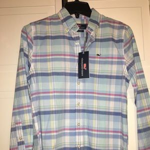 NWT boys Vineyard Vines button down, 100% cotton.